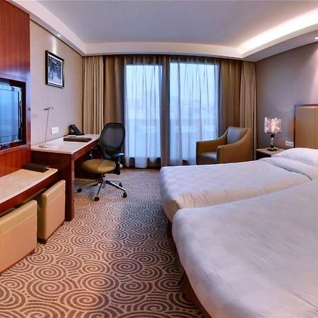 Hotel Huatian Chinagora Alfortville Exterior photo